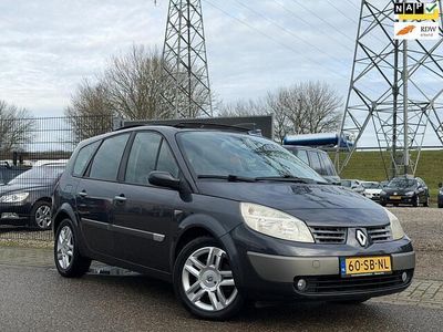 Grijs Gebruikt 2005 Renault Grand Scénic II Luxe MPV | € 1.499 (Eerlijke prijs)