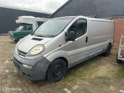 tweedehands Opel Vivaro bestel 2.5 DTI L2H1