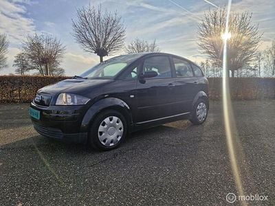 Zwart Gebruikt 2000 Audi A2 Hatchback | € 2.749 (Iets duurder)