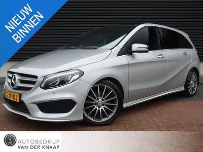 Grijs Gebruikt 2016 Mercedes B180 AMG MPV | € 13.950 (Eerlijke prijs)