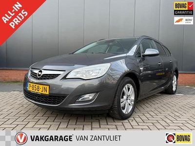 Grijs Occasion 2022 Opel Astra Sport Stationwagen | € 4.495