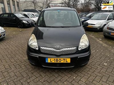 Toyota Yaris Verso