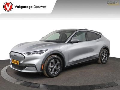 Grijs Gebruikt 2022 Ford Mustang Mach-E SUV | € 31.950 (Eerlijke prijs)