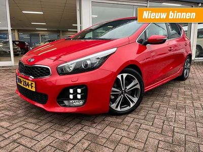 Rood Gebruikt 2016 Kia Ceed GT-Line Hatchback | € 10.950 (Eerlijke prijs)