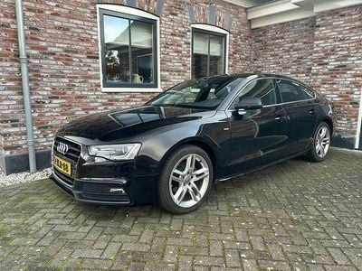Zwart (metallic) Gebruikt 2015 Audi A5 Sportback S-Line Hatchback | € 11.500 (Eerlijke prijs)