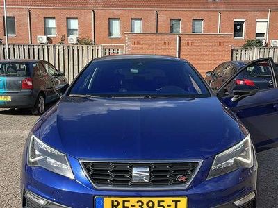 Blauw Gebruikt 2017 Seat Leon FR Stationwagen | € 15.995 (Eerlijke prijs)