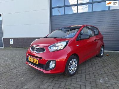 Occasion Kia Picanto Comfort 69 PK (50 kW) 2013 Rood Hatchback