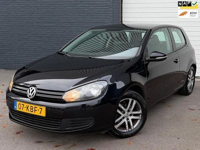 Zwart Gebruikt 2009 VW Golf VI Comfortline Hatchback | € 2.950 (Eerlijke prijs)