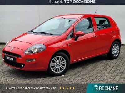 Rood Gebruikt 2016 Fiat Punto Hatchback | € 7.040 (Eerlijke prijs)