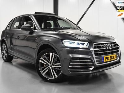Grijs (metallic) Gebruikt 2017 Audi Q5 Comfort SUV | € 27.950 (Duur)