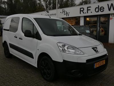 Wit Gebruikt 2012 Peugeot Partner MPV | € 3.950 (Eerlijke prijs)