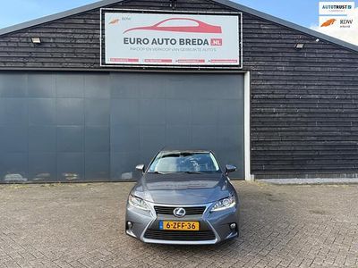 Lexus CT200h