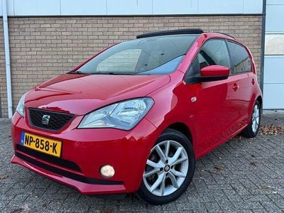 Rood Occasion 2017 Seat Mii CONNECT Hatchback | € 7.950 (Eerlijke prijs)