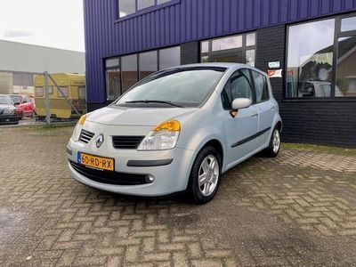 tweedehands Renault Modus 1.6-16V Priv.Luxe Automaat airco