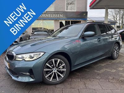 Blauw Gebruikt 2021 BMW 330e Executive Stationwagen | € 28.950 (Super prijs)