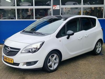 Wit Occasion 2016 Opel Meriva Cosmo MPV | € 9.950 (Iets duurder)