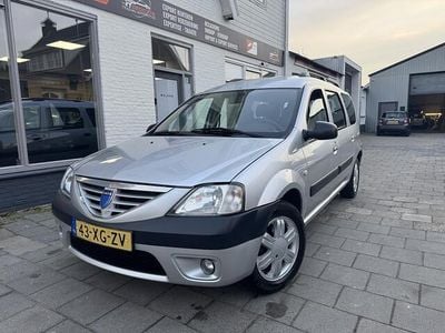 Grijs (metallic) Occasion 2007 Dacia Logan MCV Lauréate MPV | € 3.449 (Eerlijke prijs)