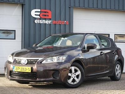 Lexus CT200h