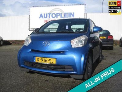 tweedehands Toyota iQ 1.0 VVTi Comfort Zuinig kompakt autootje in de mooie blauwe kleur!