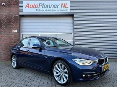 Occasion BMW 330 Sport Line 252 PK (185 kW) 2017 Blauw Sedan