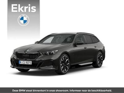 Grijs (metallic) Nieuw 2025 BMW 530e Comfort Edition Stationwagen | € 95.423 (Iets duurder)