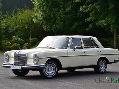 Occasion Mercedes 280 SE 200 PK (147 kW) 1972 Beige Sedan