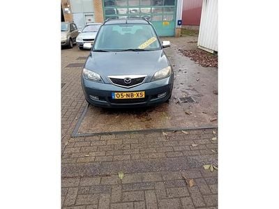 Grijs Gebruikt 2003 Mazda 2 Touring MPV | € 1.250 (Eerlijke prijs)