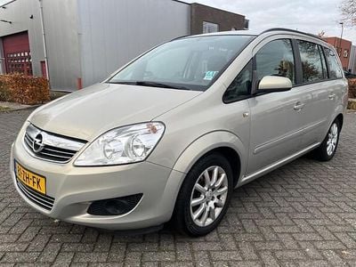 Grijs (metallic) Gebruikt 2008 Opel Zafira MPV | € 1.650 (Goede deal)