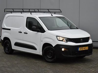Wit Occasion 2020 Peugeot Partner Premium MPV | € 8.995 (Goede deal)