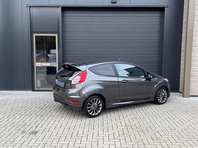 Occasion Ford Fiesta ST-Line 101 PK (74 kW) 2017 Grijs Hatchback