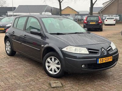 Grijs Occasion 2008 Renault Mégane III Business Hatchback | € 2.695 (Eerlijke prijs)