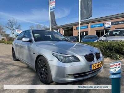 BMW 523