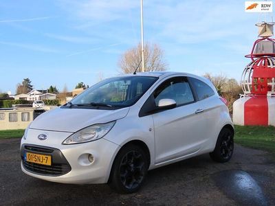 Wit Gebruikt 2011 Ford Ka Titanium X Hatchback | € 2.750 (Eerlijke prijs)