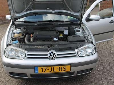 VW Golf IV