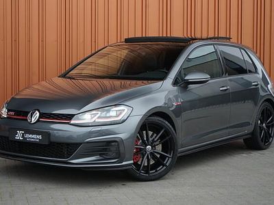 Grijs (metallic) Occasion 2019 VW Golf VII GTI Hatchback | € 27.850 (Eerlijke prijs)