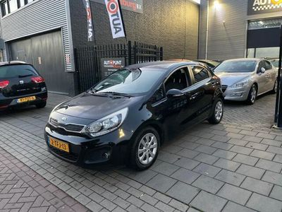 Occasion Kia Rio 86 PK (63 kW) 2014 Zwart Hatchback