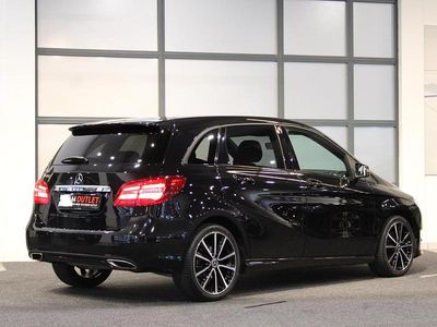 Occasion Mercedes B180 Ambition 123 PK (90 kW) 2018 Zwart MPV