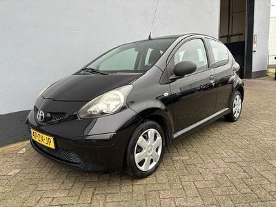 Zwart Gebruikt 2008 Toyota Aygo Hatchback | € 1.750 (Goede deal)