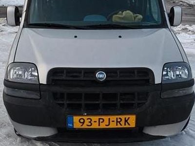 Grijs Gebruikt 2004 Fiat Doblò MPV | € 2.500 (Goede deal)