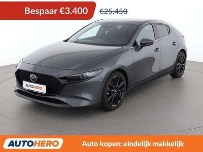 Zwart Occasion 2020 Mazda 3 Sports-Line Sedan | € 22.249 (Eerlijke prijs)