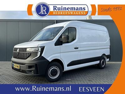 Wit Gebruikt 2024 Renault Master Van | € 29.950 (Goede deal)