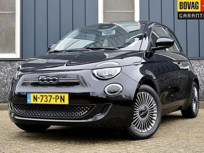 Zwart Occasion 2021 Fiat 500e Passion Hatchback | € 13.950 (Goede deal)