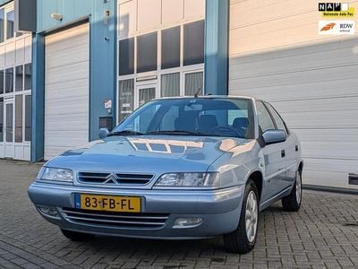 Occasion Citroën Xantia 110 PK (80 kW) 2000 Blauw Hatchback