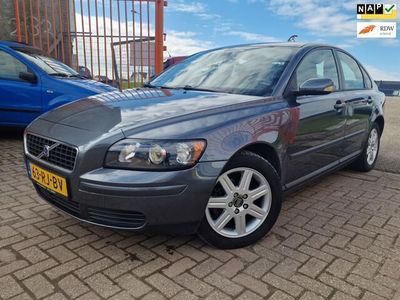 tweedehands Volvo S40 1.8 Momentum/airco/nap/apk 09-01-2025/trekhaak/rijd schakelt perfect/inruilen is mogelijk