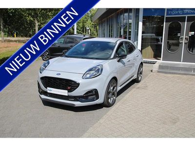 Grijs (metallic) Occasion 2024 Ford Puma ST SUV | € 34.750 (Duur)
