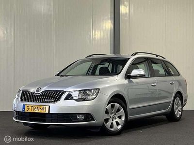 Occasion Skoda Superb Business Line 105 PK (77 kW) 2014 Grijs (metallic) Stationwagen