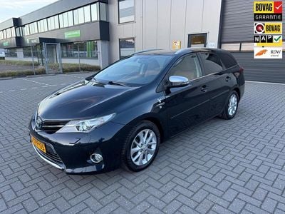 Toyota Auris Hybrid
