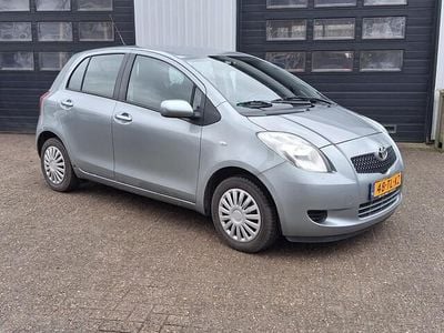 Grijs Gebruikt 2006 Toyota Yaris Sol Hatchback | € 4.550 (Eerlijke prijs)