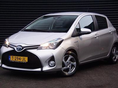 Grijs Gebruikt 2017 Toyota Yaris Trend Hatchback | € 11.900 (Goede deal)