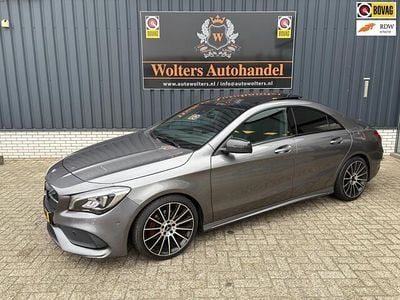 Grijs Gebruikt 2017 Mercedes CLA200 Prestige Sedan | € 21.950 (Iets duurder)